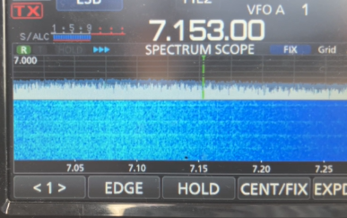 【走行モード】AC電源(エンジンON、エアコンON)
ノイズだらけ